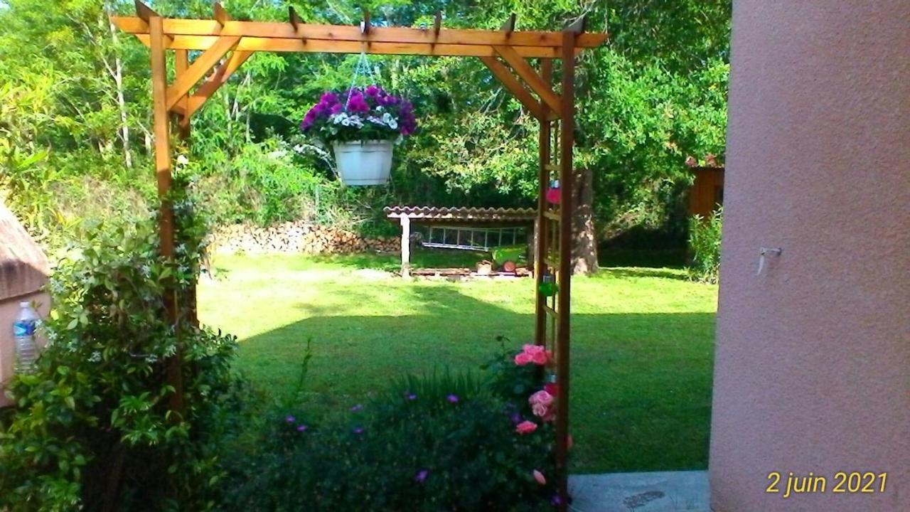 Le Clos Des Palombes Wifi Climatisation Saint-Pierre-du-Mont  Dış mekan fotoğraf