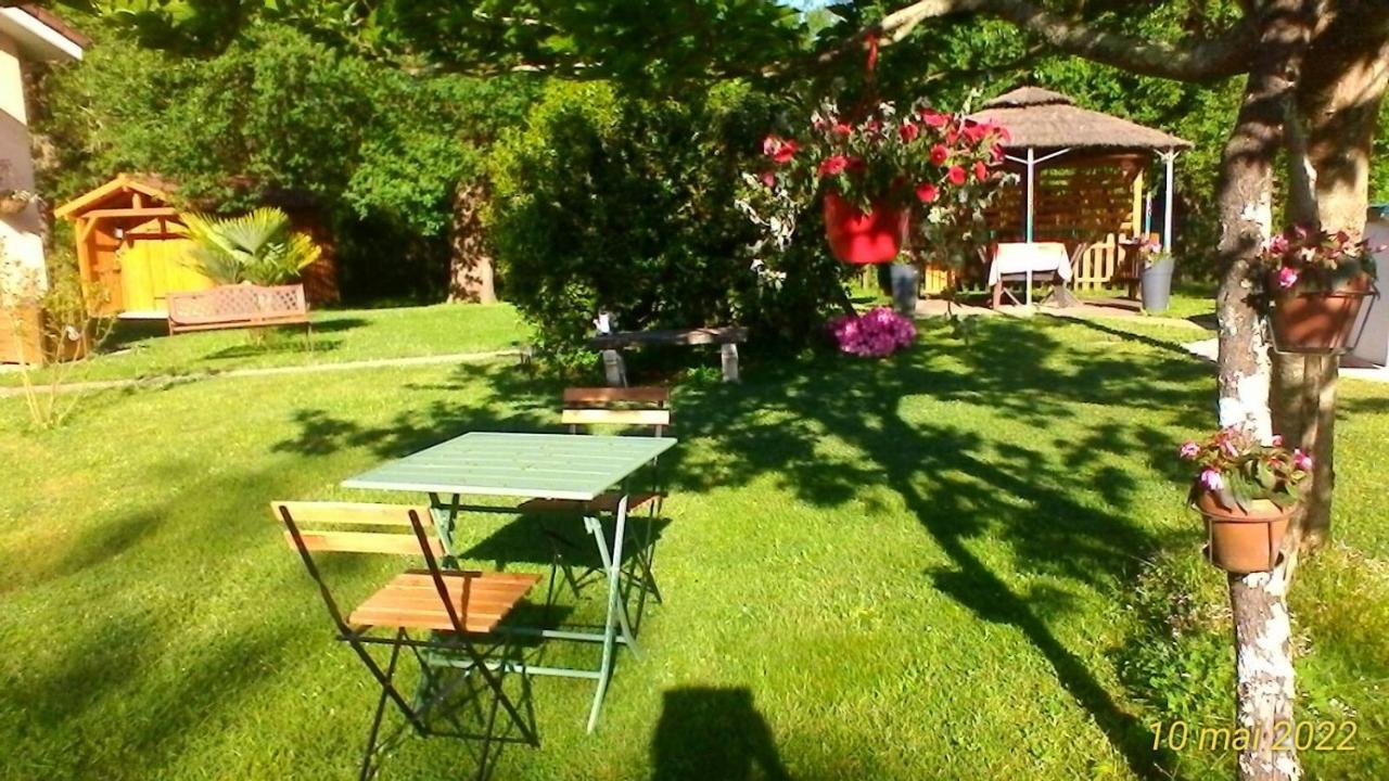 Le Clos Des Palombes Wifi Climatisation Saint-Pierre-du-Mont  Dış mekan fotoğraf